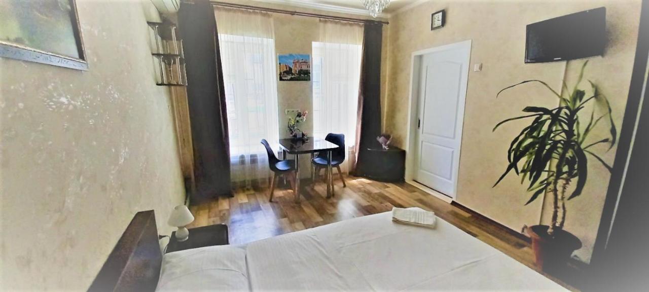 Apartments Ilona Одесса Экстерьер фото